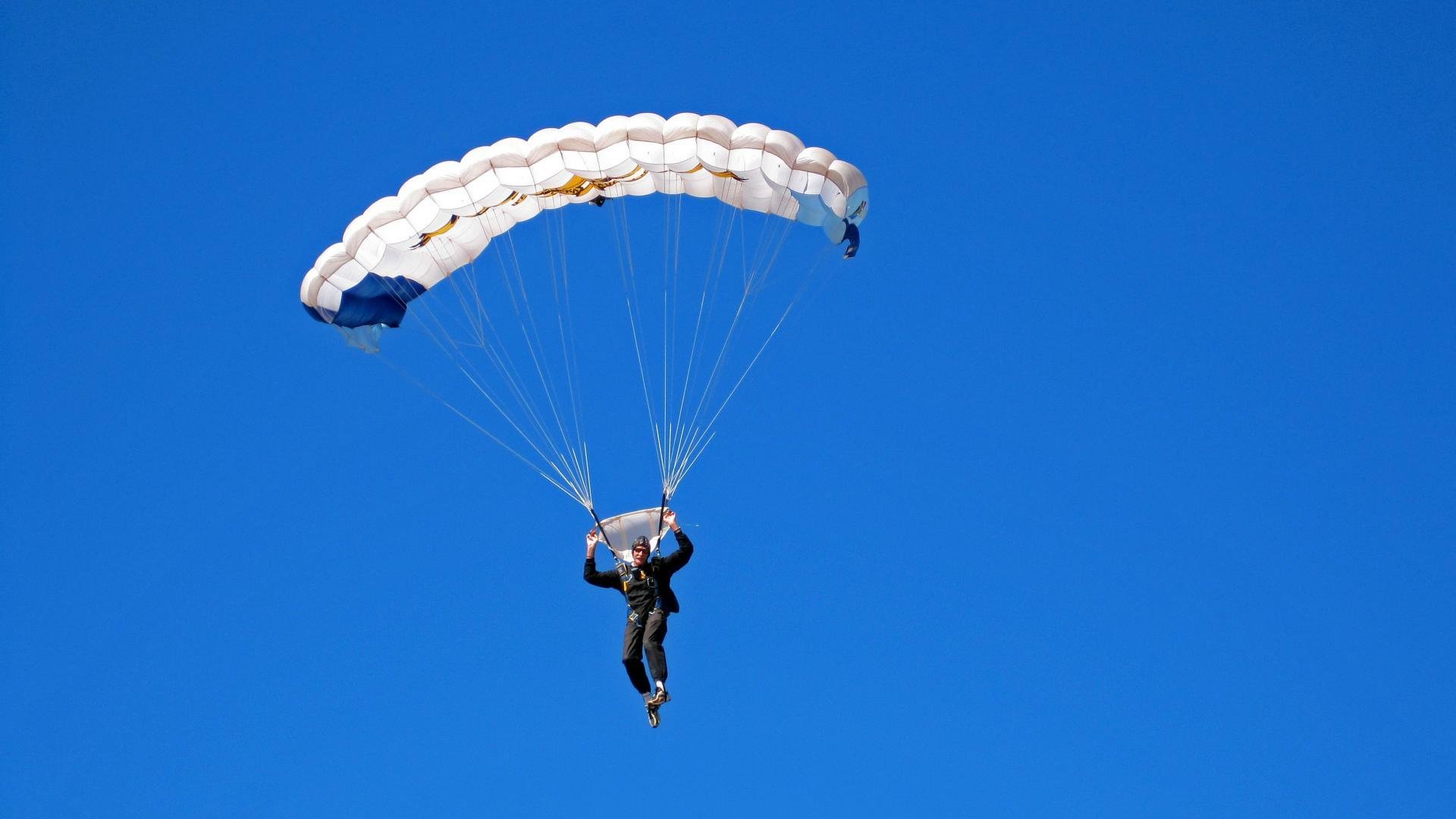 逆转与刷新，当团队传奇与个人纪录在同一个夜晚闪耀